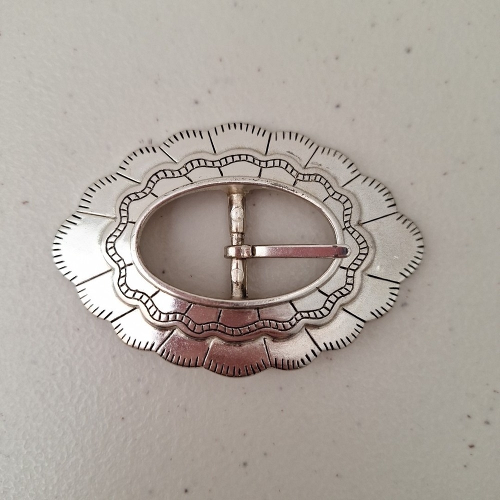 Taiwan‎ ROC Silver Tone Belt Buckle Etched Crafts Vintage